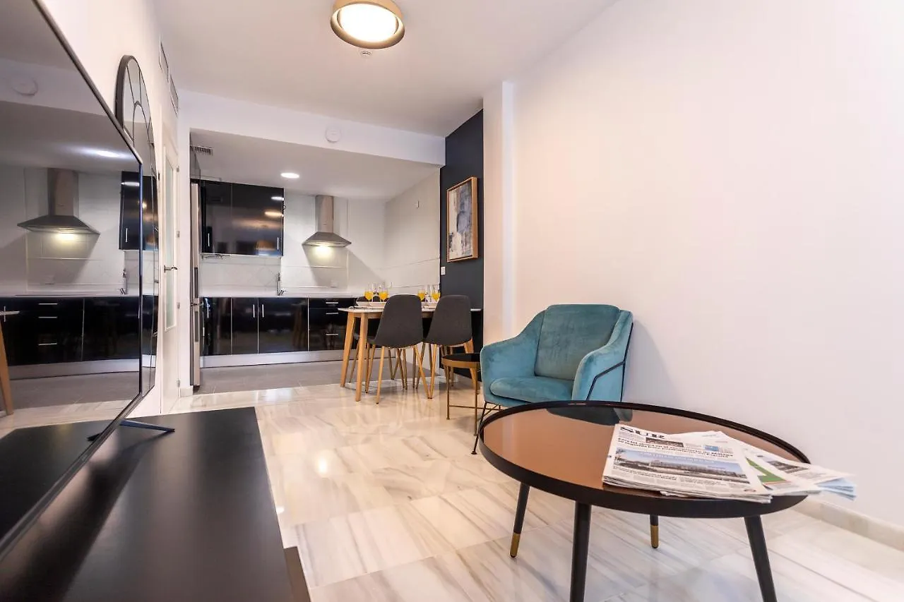 Malaga Rivas 34 Suites Homes 3*,